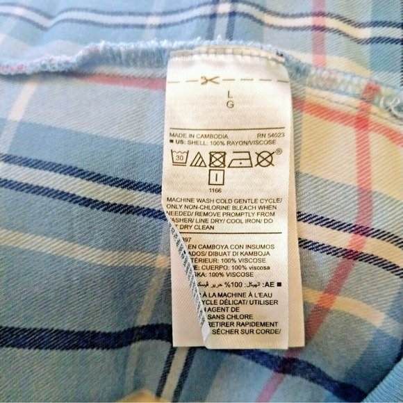 Old Navy Womens The Classic Shirt Plaid Size Large Pocket Pleated Button… - Picture 5 of 6